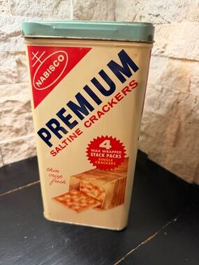 Nabisco Premium Saltine Cracker Tin Vintage 1960s Bilingual Metal Canister USA